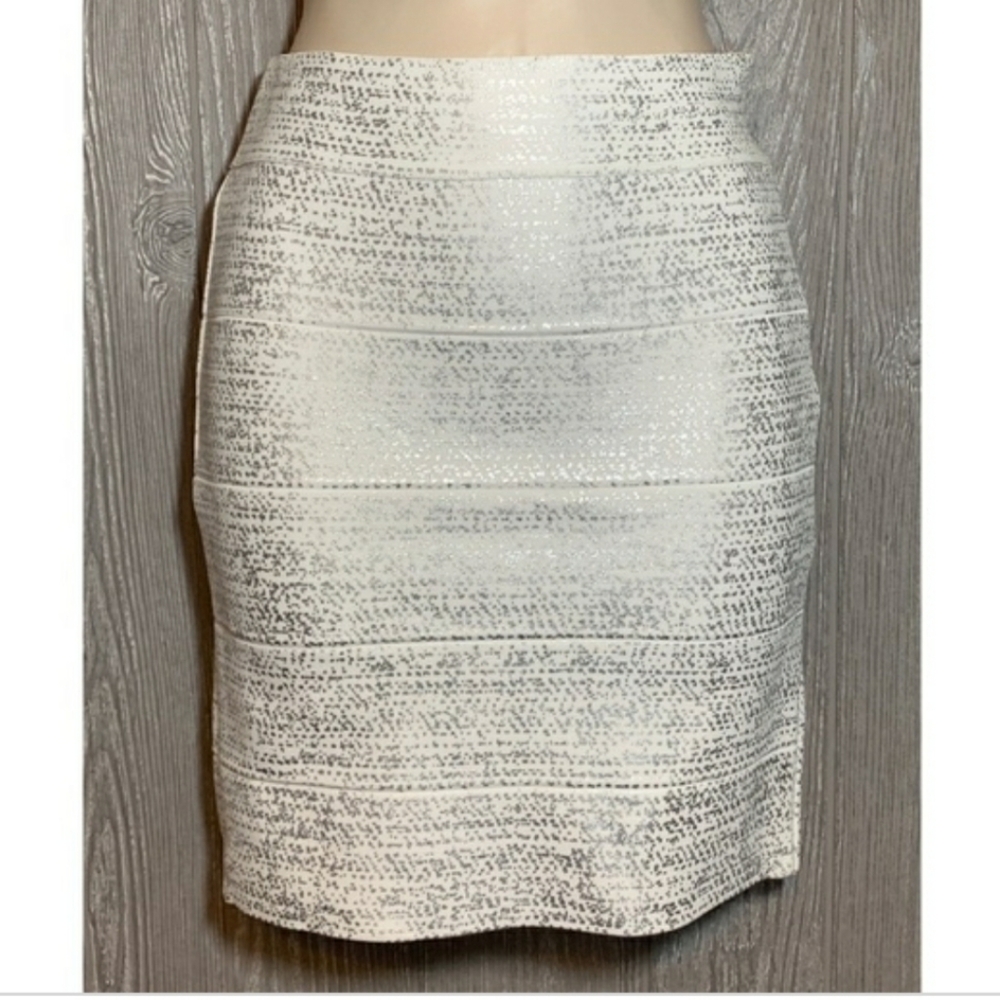 BCBG Josie mini skirt